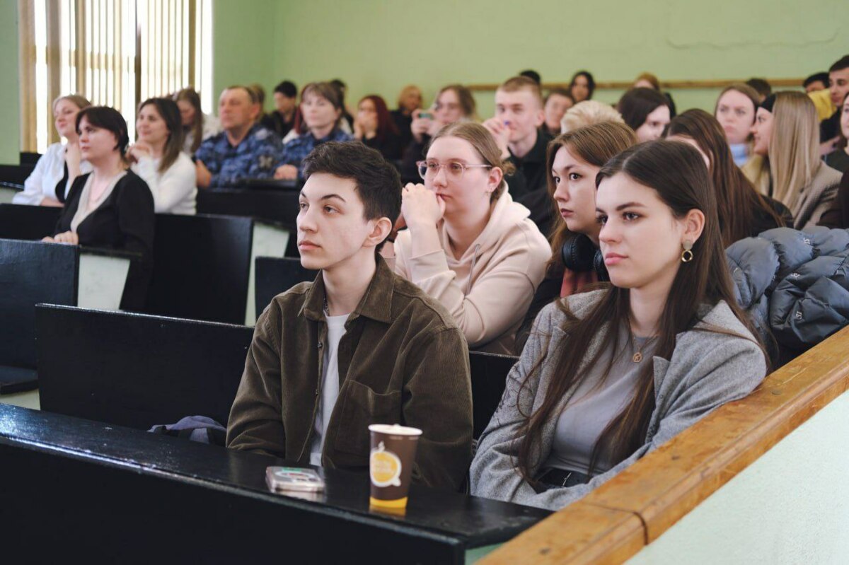 Кадровый центр Камчатки познакомил студентов с потенциальными работодателями